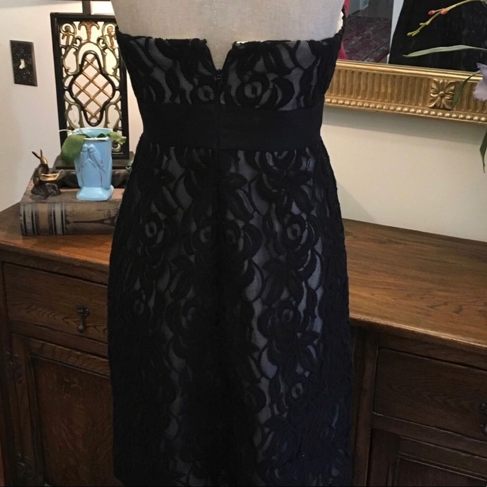 White House Black Market laced dress - Picture 3 of 5